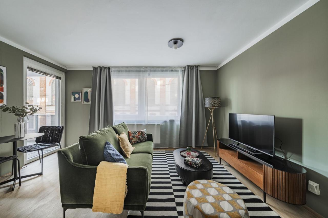 Urbm Pulse Aparthotel Wina Bagian luar foto