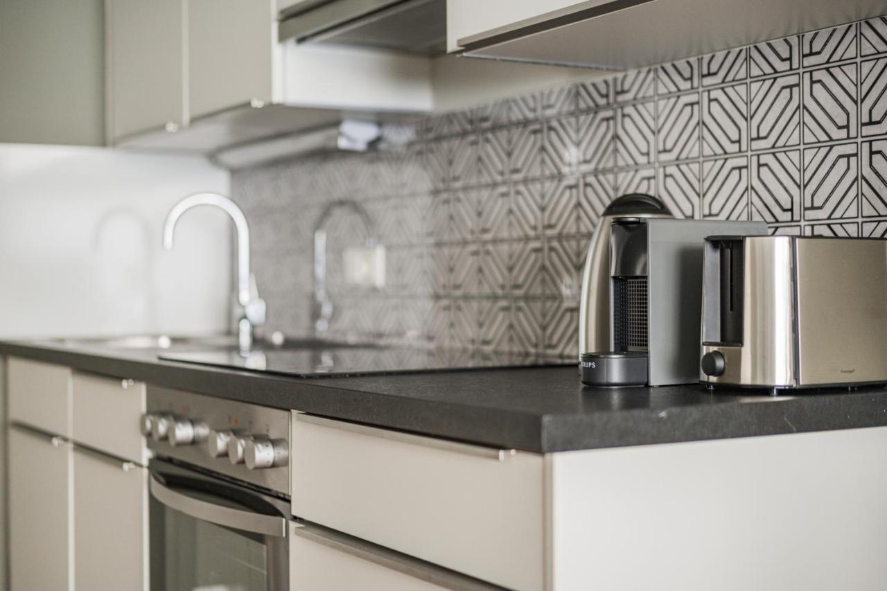 Urbm Pulse Aparthotel Wina Bagian luar foto