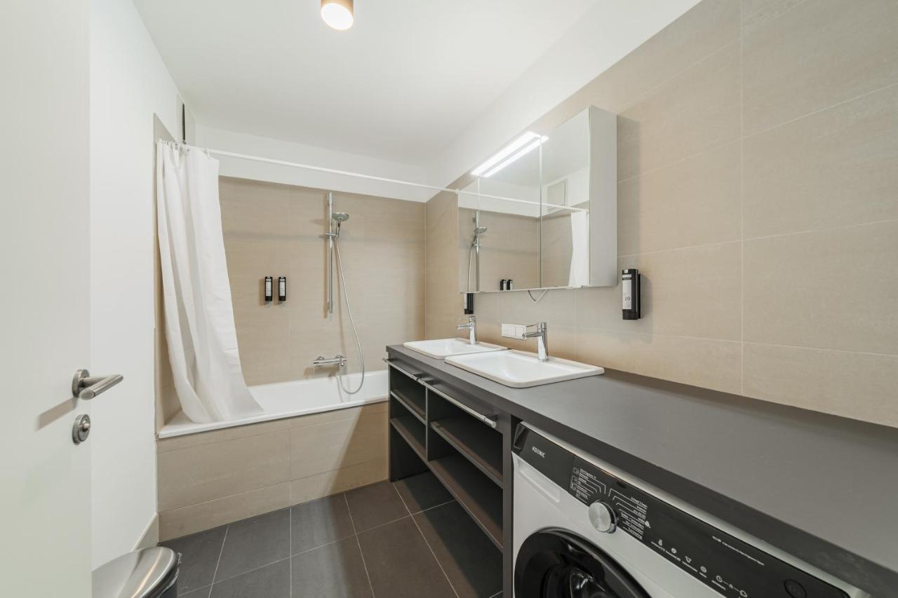Urbm Pulse Aparthotel Wina Bagian luar foto